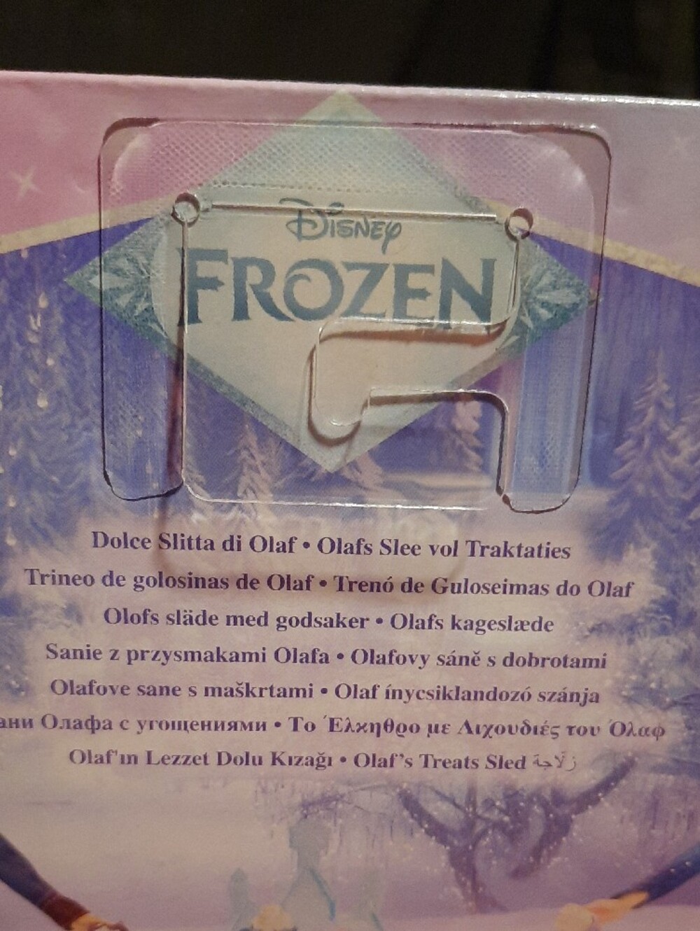 Disney Frozen 15 piece Winter festival with Olaf playset - Picture 3 of 7